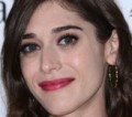 Lizzy Caplan