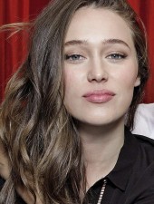 Alycia Debnam Carey