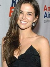 Zoey Deutch