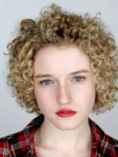 Julia Garner