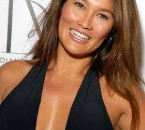 Tia Carrere