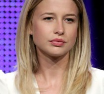 Ellen Woglom