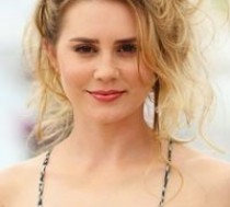 Alison Lohman
