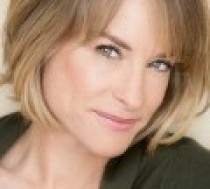 Amanda Wyss