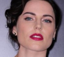 Antje Traue