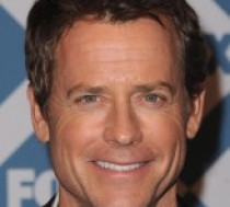 Greg Kinnear