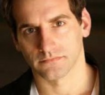 Kevin Makely
