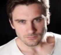 Clive Standen