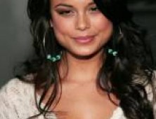 Nathalie Kelley