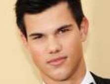 Taylor Lautner