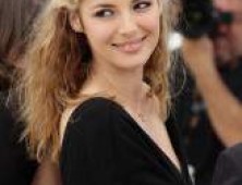 Louise Bourgoin