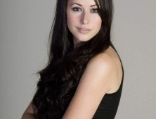 Amanda Crew