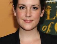 Melanie Lynskey