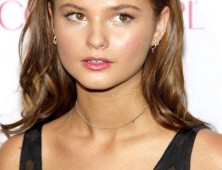 Stefanie Scott