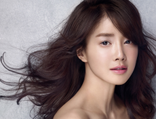 Lee Si-young