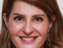 Nia Vardalos