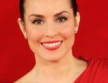 Noomi Rapace