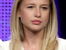Ellen Woglom
