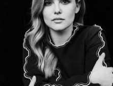 Zoey Deutch